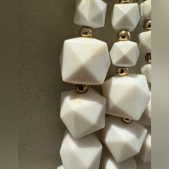 Charming Charlie White Cubed Spikes Necklace and earrings set NWT - Picture 5 of 10